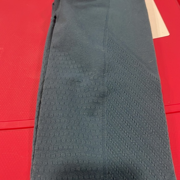Lululemon dark green leggings - Picture 13 of 16